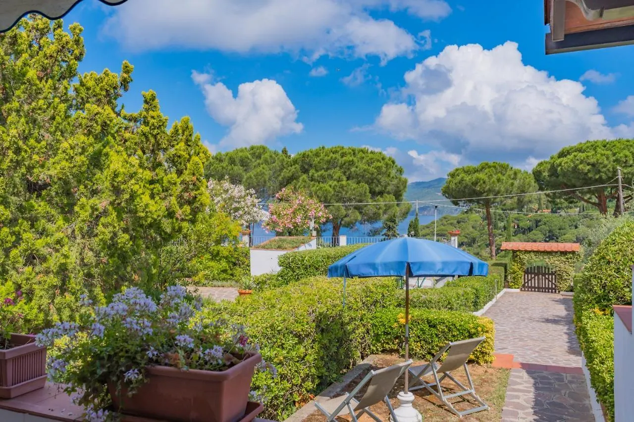 Residence Baia Delle Grazie Casa Morcone Aparthotel