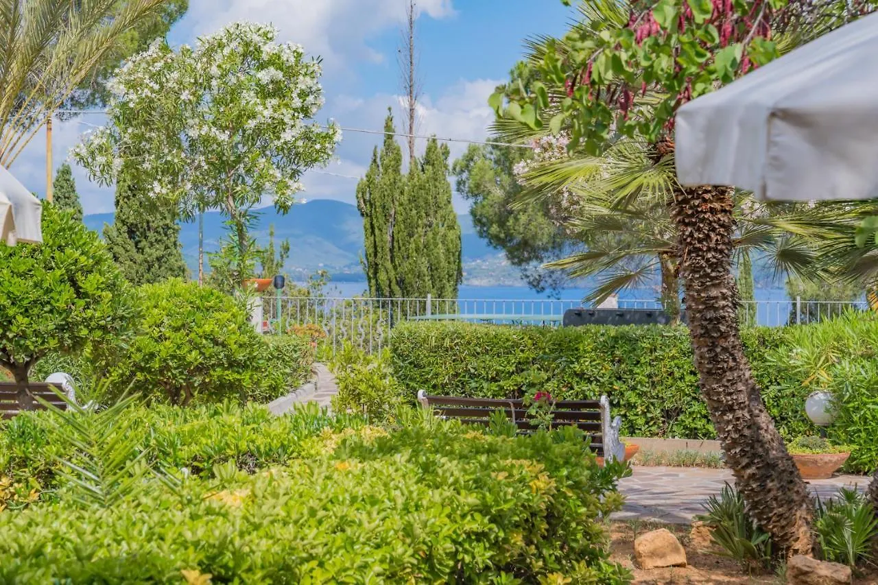 Aparthotel Residence Baia Delle Grazie Casa Morcone